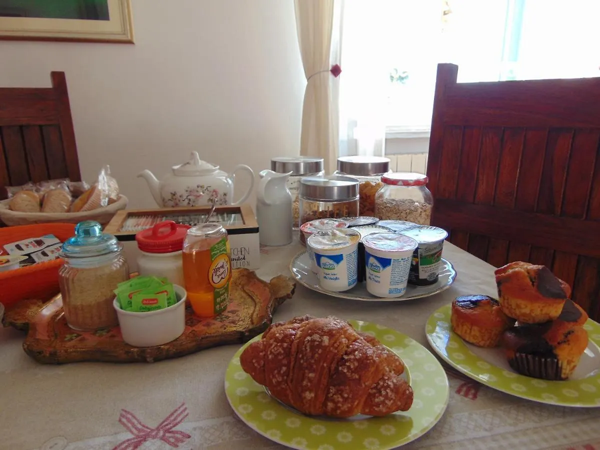 Casa Roberto B&B Savona Italy
